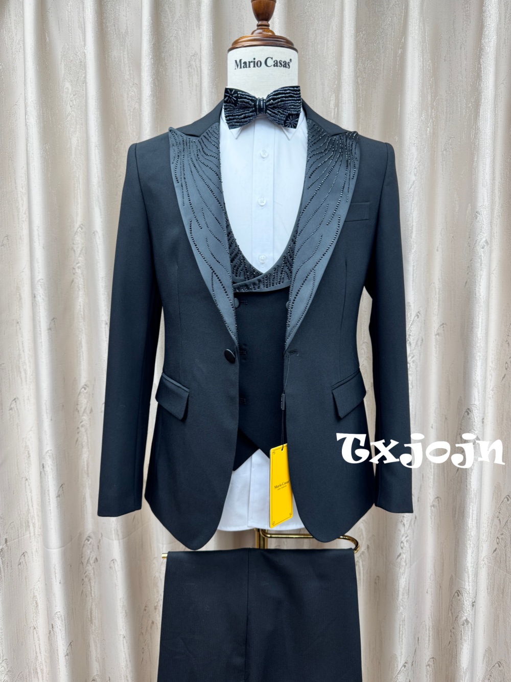Classy Formal Man Suit Set 3 P - огляд і ціна Men Formal Wear For Wedding