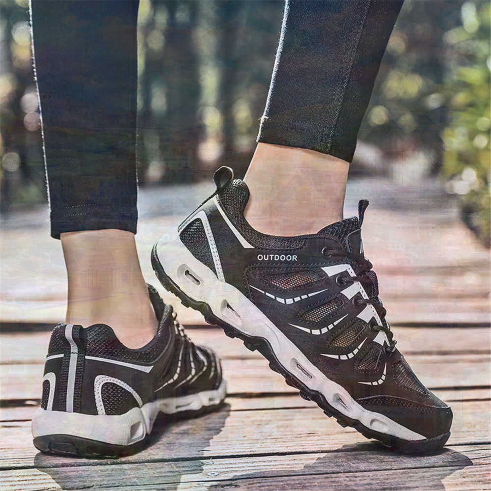Sumer Round Tip Silver Sneaker - огляд і ціна Men'S Formal Wear Canada